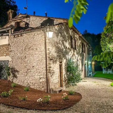 Urbino E Gola Del Furlo, Idromassaggio Lux