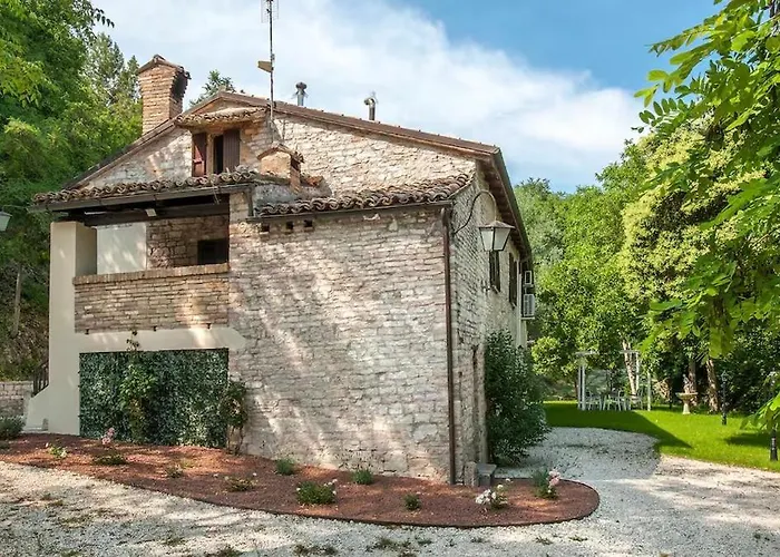 Διαμέρισμα Urbino E Gola Del Furlo, Idromassaggio Lux