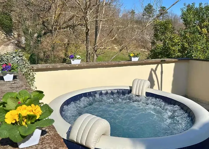 Διαμέρισμα Urbino E Gola Del Furlo, Idromassaggio Lux Bellaria-Pole-Petriccio