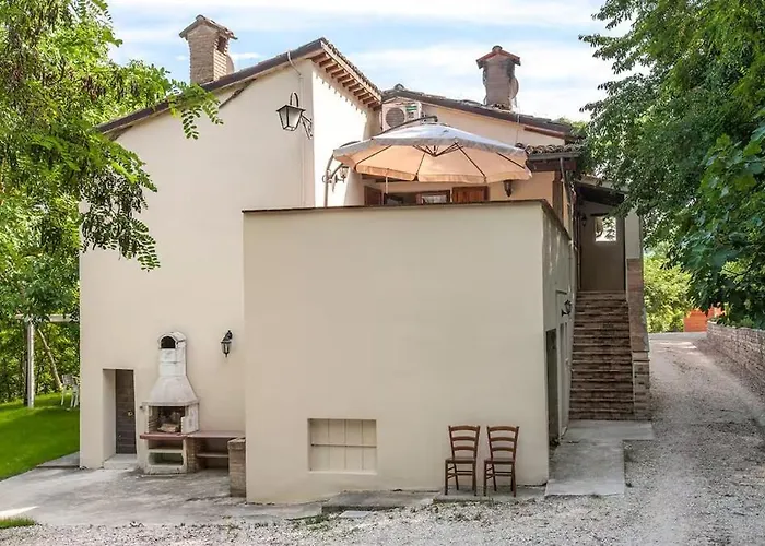 Urbino E Gola Del Furlo, Idromassaggio Lux