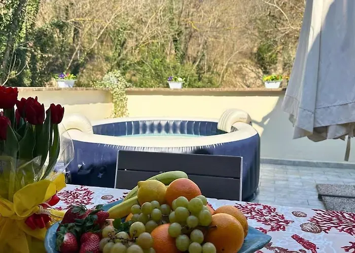 Urbino E Gola Del Furlo, Idromassaggio Lux